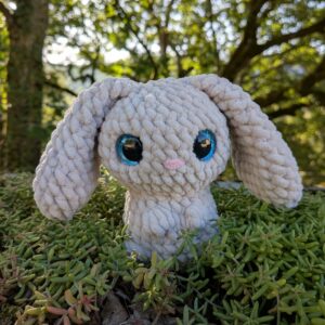 Lapin peluche amigurumi kawaii