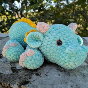 Dragon peluche crochet whimsical