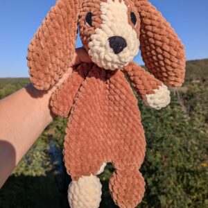 Doudou chien peluche crochet