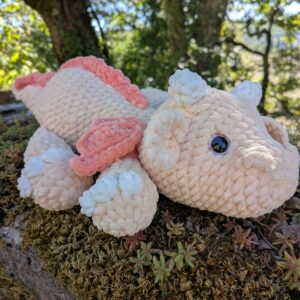 Dragon peluche crochet whimsical